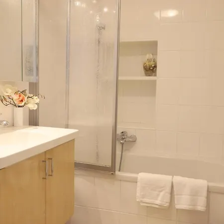 Strandnahe Ferienwohnung, Zentral Gelegen, Wlan Und Balkon, Andreas Dirks-str. 1 * Westerland